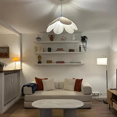 Neo Retro Avec Balcon Apartment *